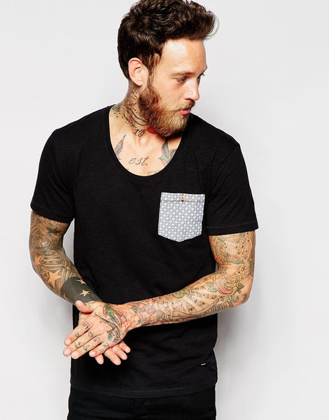 T-Shirt with Printed Geometric Pocket